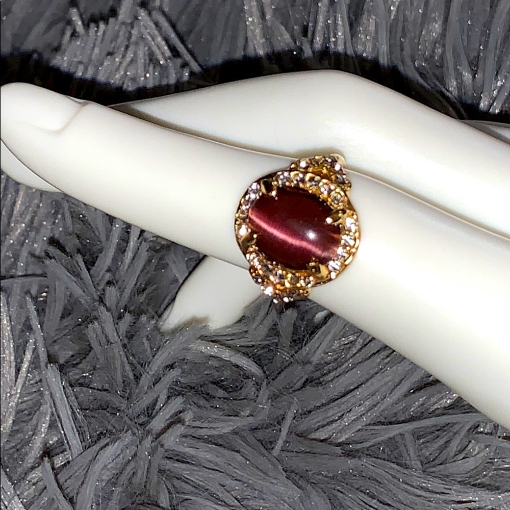 Color Vintage Cat’s Eye Stone Opal